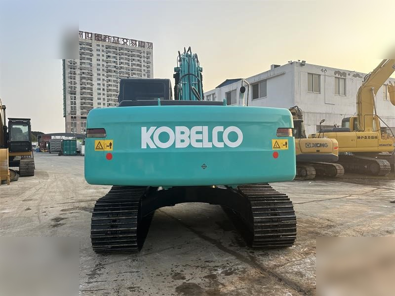 KOBELCO SK200-6E - Kettenbagger: das Bild 4 KOBELCO SK200-6E - Kettenbagger: das Bild 4