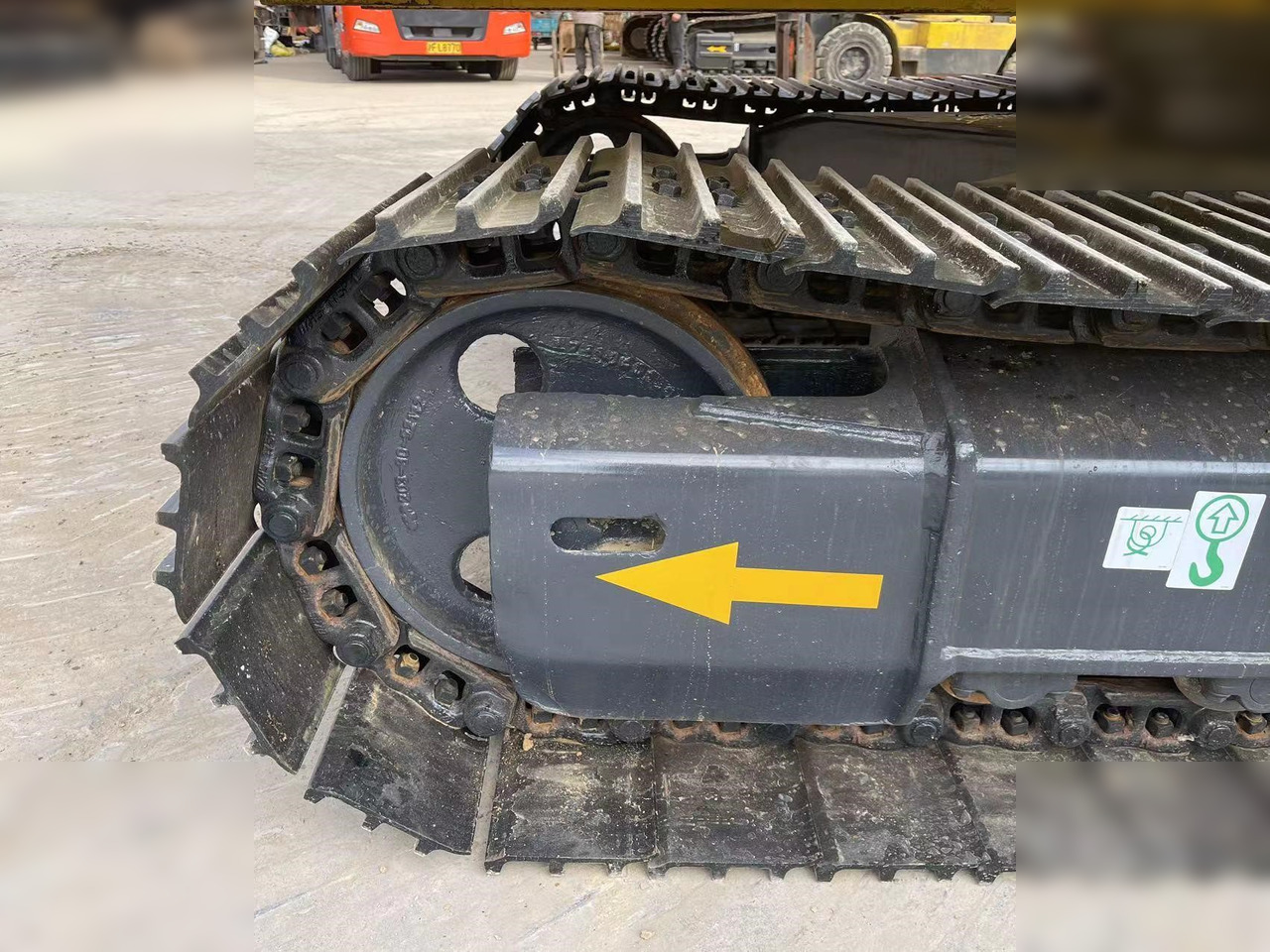 KOMATSU PC130-7 - Kettenbagger: das Bild 5 KOMATSU PC130-7 - Kettenbagger: das Bild 5