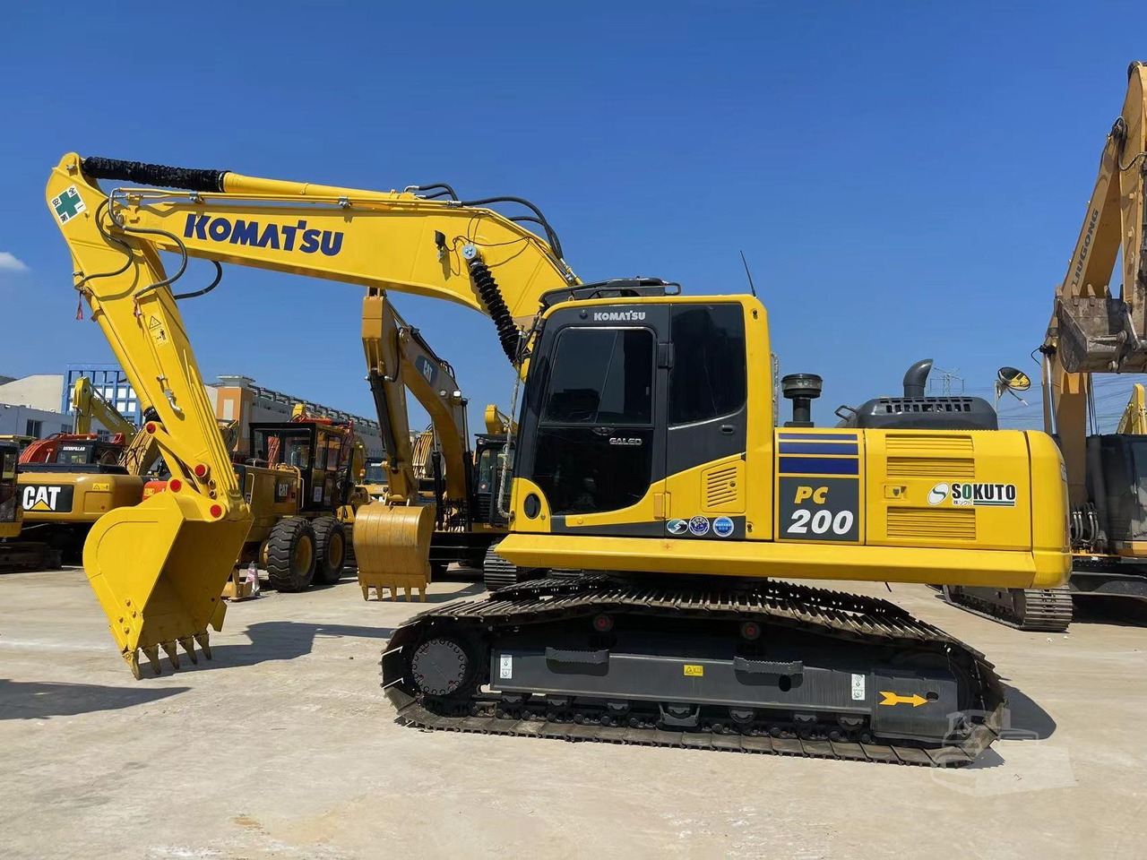 KOMATSU PC200-8 - Kettenbagger: das Bild 1 KOMATSU PC200-8 - Kettenbagger: das Bild 1