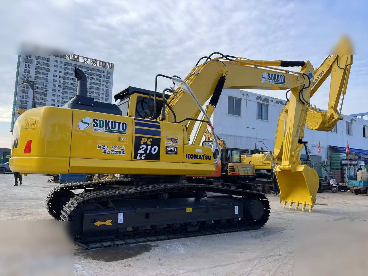 KOMATSU PC210 LC-8 - Kettenbagger: das Bild 3 KOMATSU PC210 LC-8 - Kettenbagger: das Bild 3