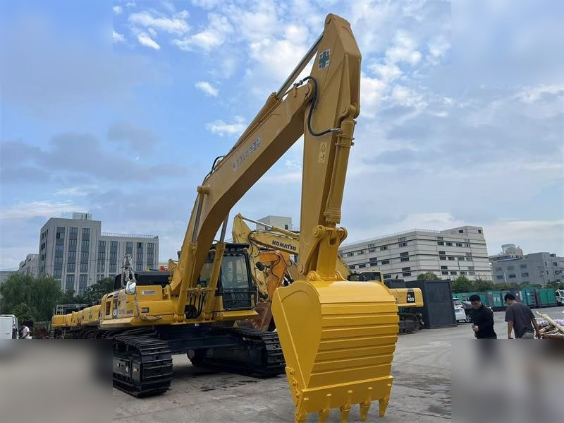 KOMATSU PC450-8 - Kettenbagger: das Bild 5 KOMATSU PC450-8 - Kettenbagger: das Bild 5