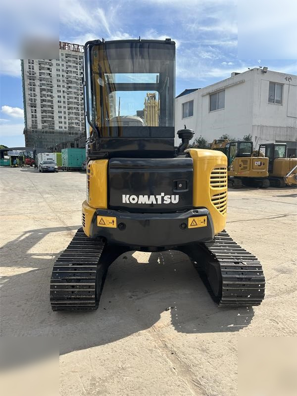 KOMATSU PC55MR-2 - Minibagger: das Bild 5 KOMATSU PC55MR-2 - Minibagger: das Bild 5