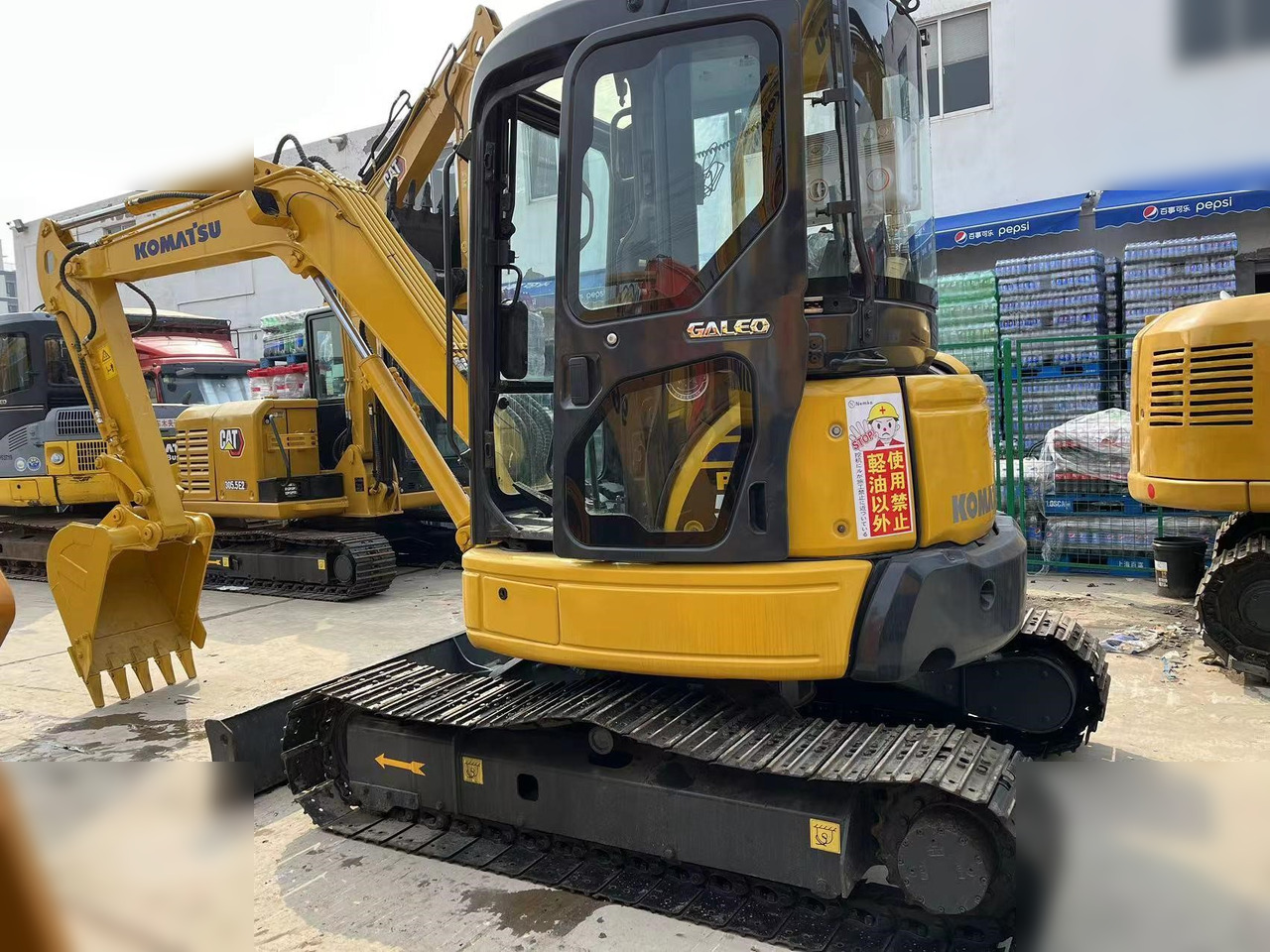 KOMATSU PC55MR-3 - Minibagger: das Bild 3 KOMATSU PC55MR-3 - Minibagger: das Bild 3