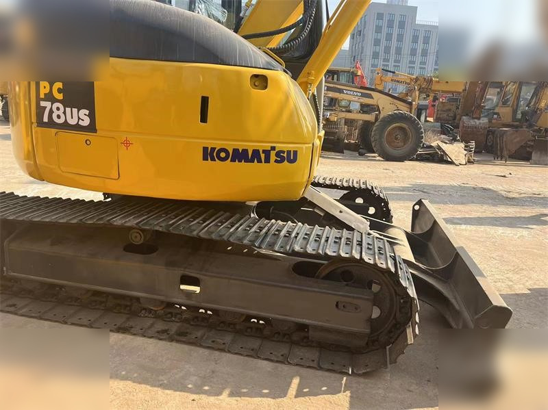 KOMATSU PC78US-6 - Kettenbagger: das Bild 4 KOMATSU PC78US-6 - Kettenbagger: das Bild 4