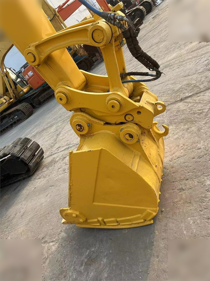 KOMATSU PC78US-6N0 - Kettenbagger: das Bild 5 KOMATSU PC78US-6N0 - Kettenbagger: das Bild 5