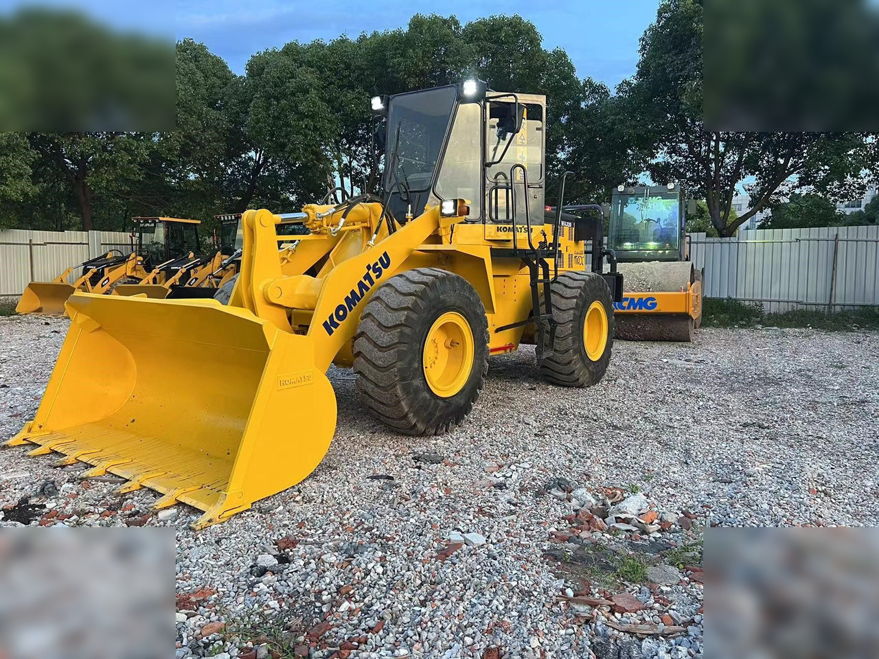 KOMATSU WA320-3 - Radlader: das Bild 1 KOMATSU WA320-3 - Radlader: das Bild 1
