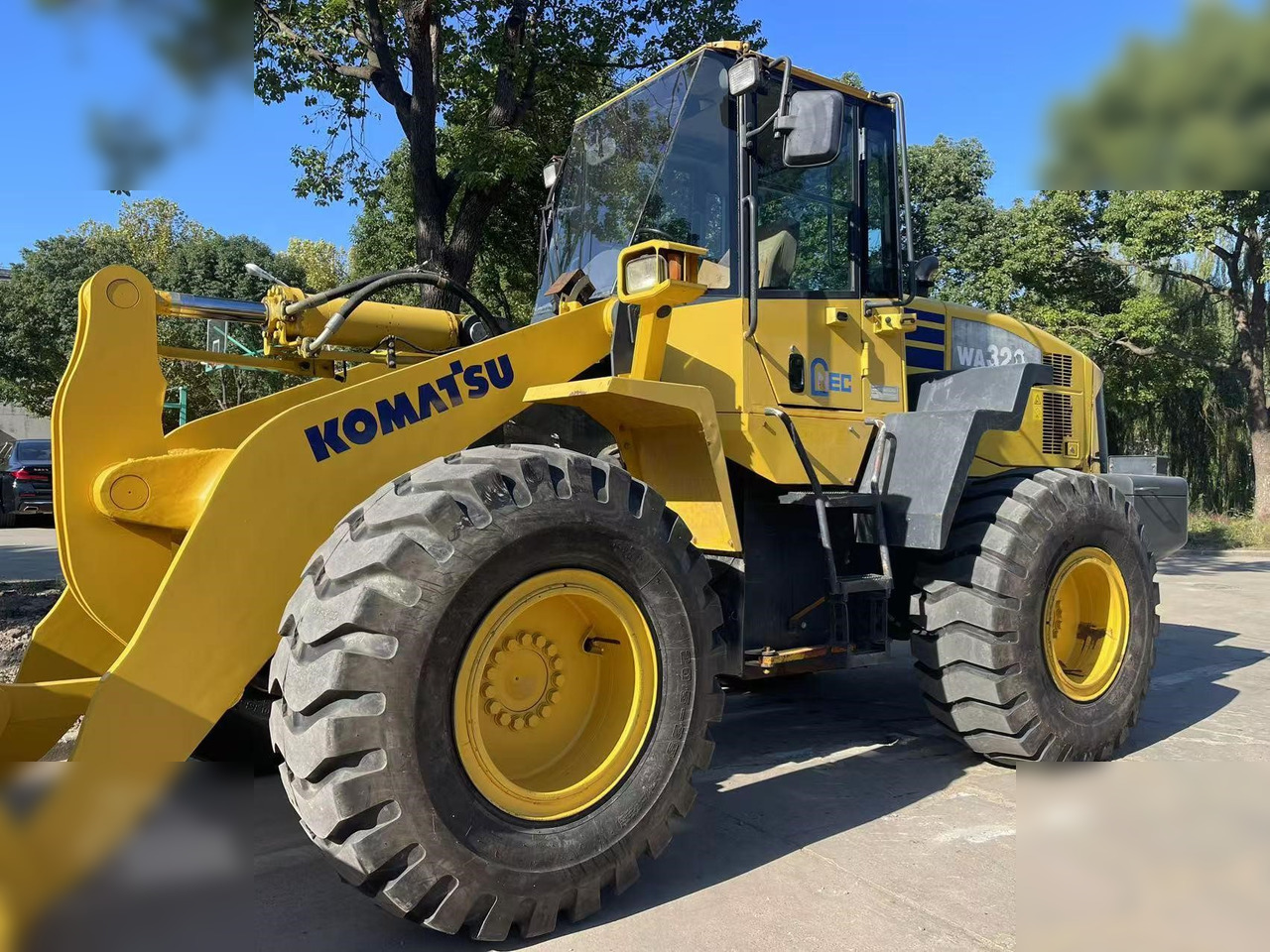 KOMATSU WA320-5 - Radlader: das Bild 4 KOMATSU WA320-5 - Radlader: das Bild 4