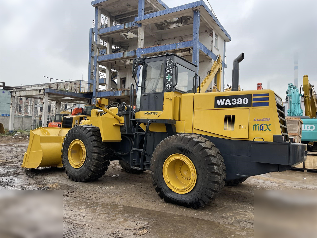 KOMATSU WA380-3 - Radlader: das Bild 3 KOMATSU WA380-3 - Radlader: das Bild 3