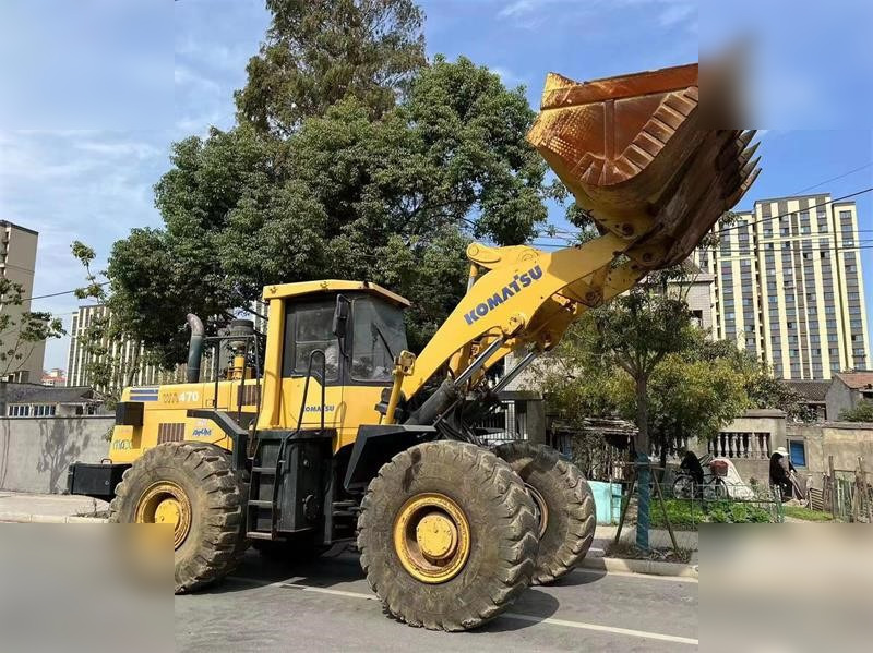 KOMATSU WA470-3 - Radlader: das Bild 2 KOMATSU WA470-3 - Radlader: das Bild 2