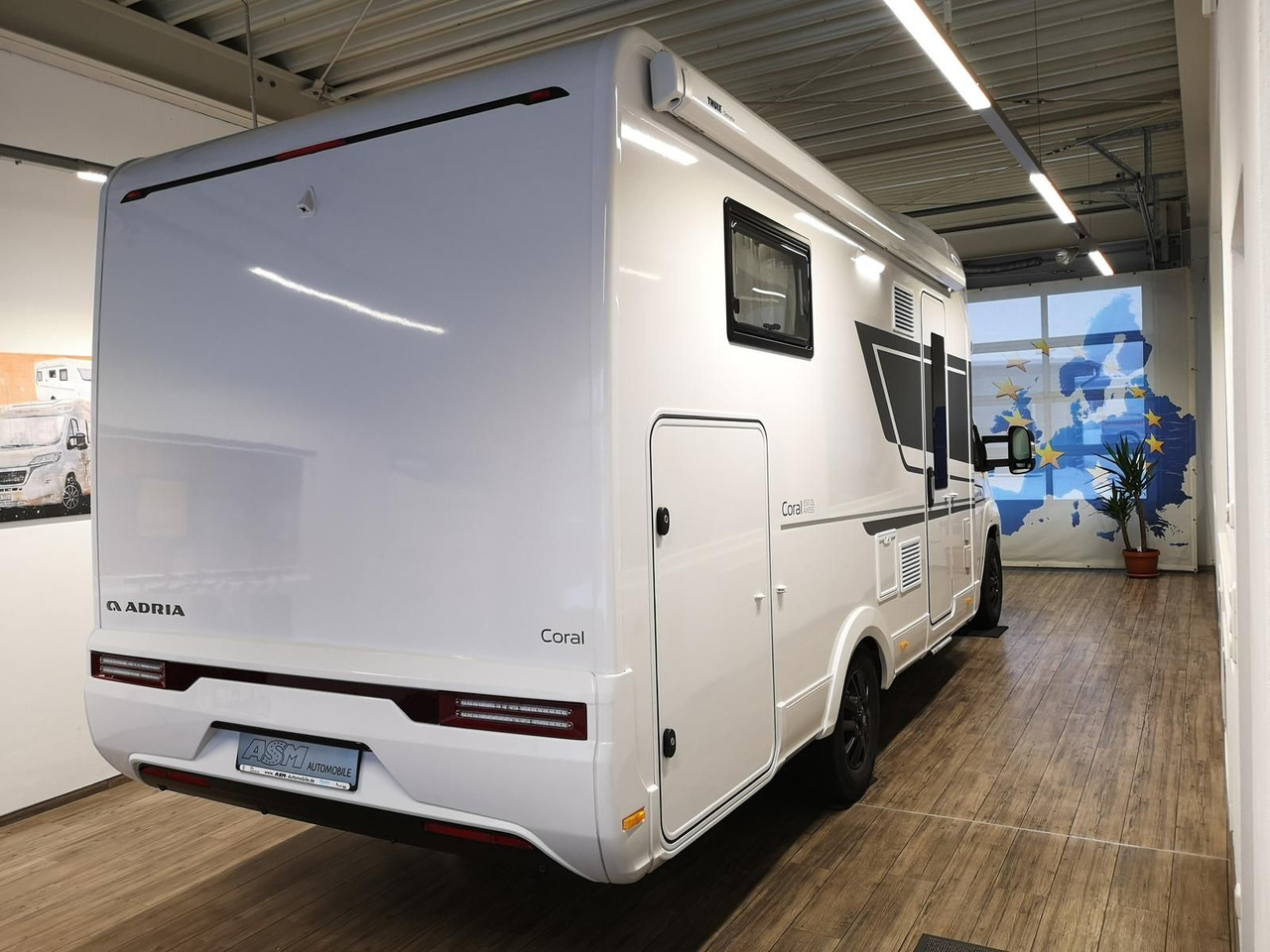 Adria Coral ALL-IN 650 DL*SOLAR*MARKISE*NAVI*SOFORT* - Teilintegriertes Wohnmobil: das Bild 4 Adria Coral ALL-IN 650 DL*SOLAR*MARKISE*NAVI*SOFORT* - Teilintegriertes Wohnmobil: das Bild 4