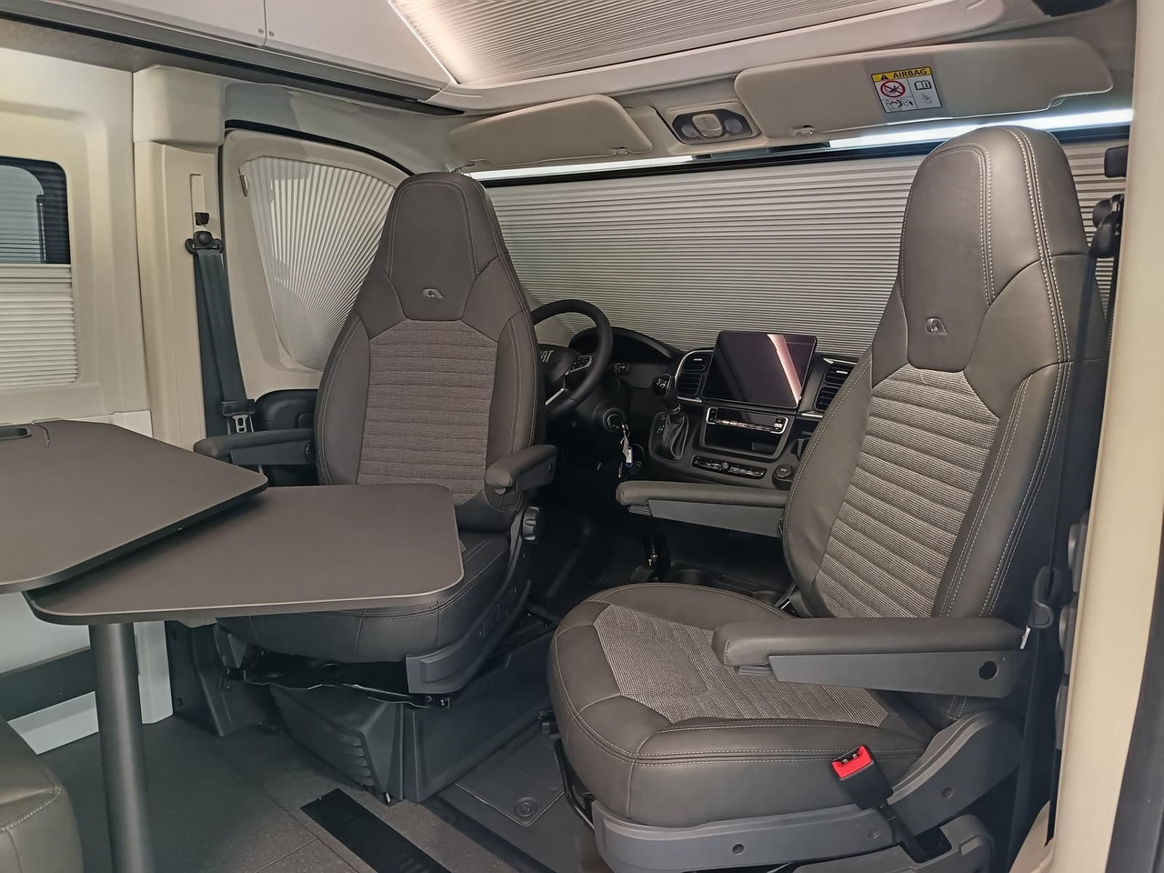 Camper Van Adria Twin Edition 640 SGX Maxi 132kW*138L KÜHLSCHRANK: das Bild 12