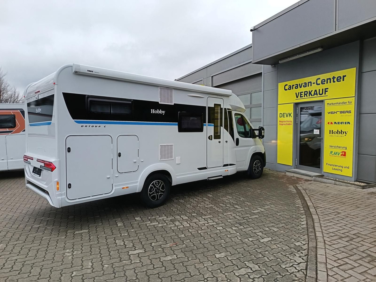 Hobby Ontour C680 GE*AUTOMATIK*LITHIUM*MARKISE*SOFORT* - Teilintegriertes Wohnmobil: das Bild 5 Hobby Ontour C680 GE*AUTOMATIK*LITHIUM*MARKISE*SOFORT* - Teilintegriertes Wohnmobil: das Bild 5