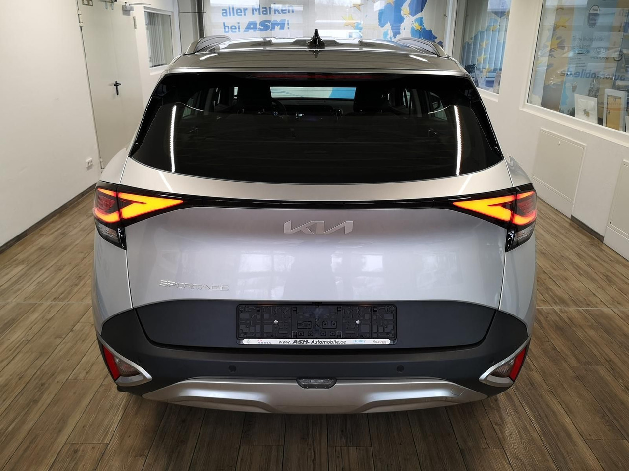 Kia Sportage 1.6 T DCT Urban+LED+R-KAM+NAVI+PDC+SHZ+ - SUV/ Geländewagen: das Bild 4 Kia Sportage 1.6 T DCT Urban+LED+R-KAM+NAVI+PDC+SHZ+ - SUV/ Geländewagen: das Bild 4