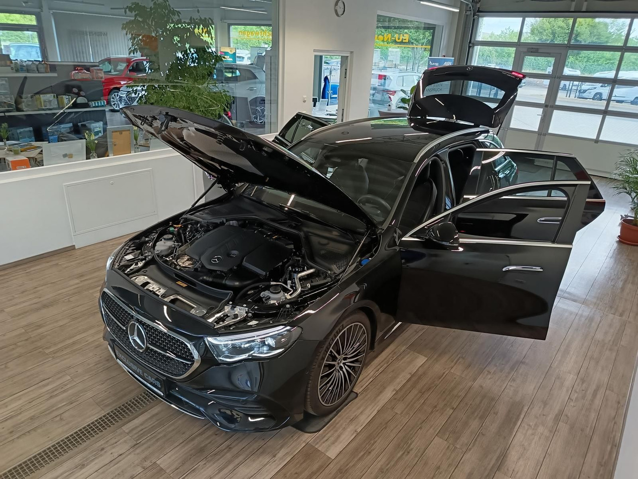 Mercedes-Benz E 300 T de 4M*AMG LINE ADVANCED PLUS*AHK*360°* - PKW: das Bild 2 Mercedes-Benz E 300 T de 4M*AMG LINE ADVANCED PLUS*AHK*360°* - PKW: das Bild 2