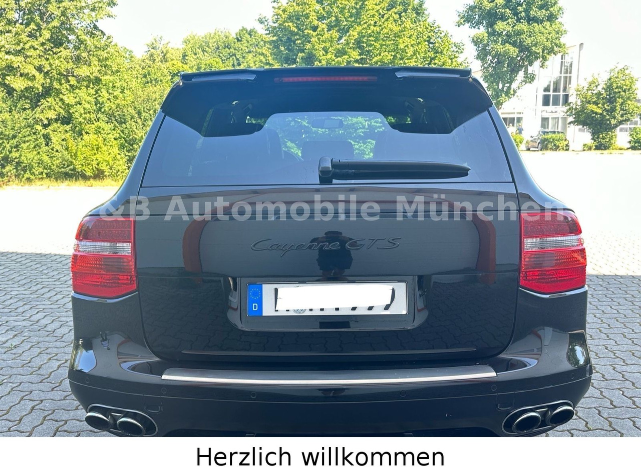Porsche Cayenne GTS*Scheckheft PZ*1.Hand*Nur 145.000Km* - SUV/ Geländewagen: das Bild 4 Porsche Cayenne GTS*Scheckheft PZ*1.Hand*Nur 145.000Km* - SUV/ Geländewagen: das Bild 4