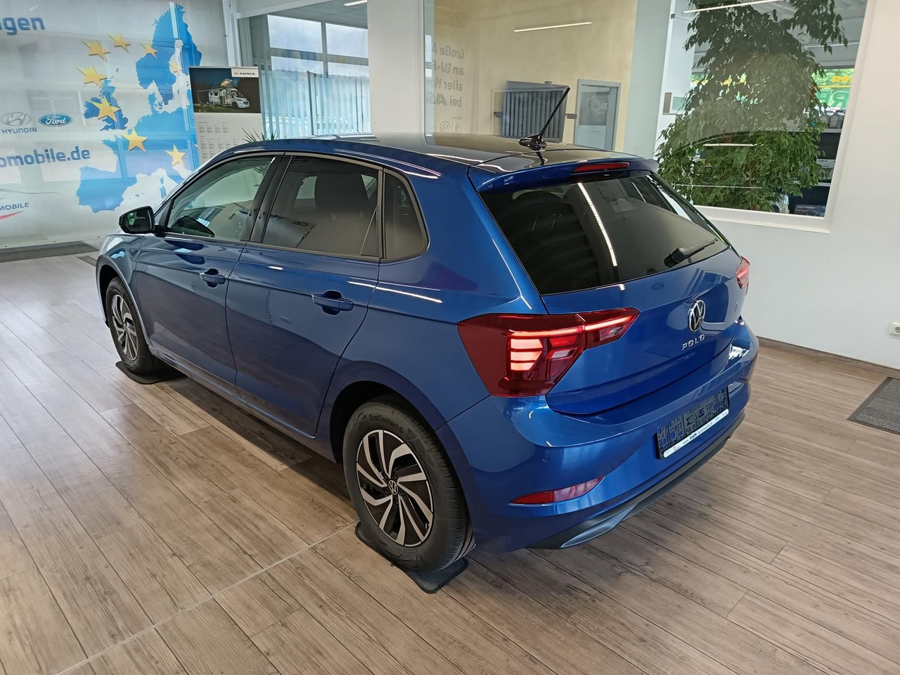Volkswagen Polo Life 1.0 TSI 70 kW*LED*R-KAM*TEMP*PDC*SHZ* - PKW: das Bild 4 Volkswagen Polo Life 1.0 TSI 70 kW*LED*R-KAM*TEMP*PDC*SHZ* - PKW: das Bild 4