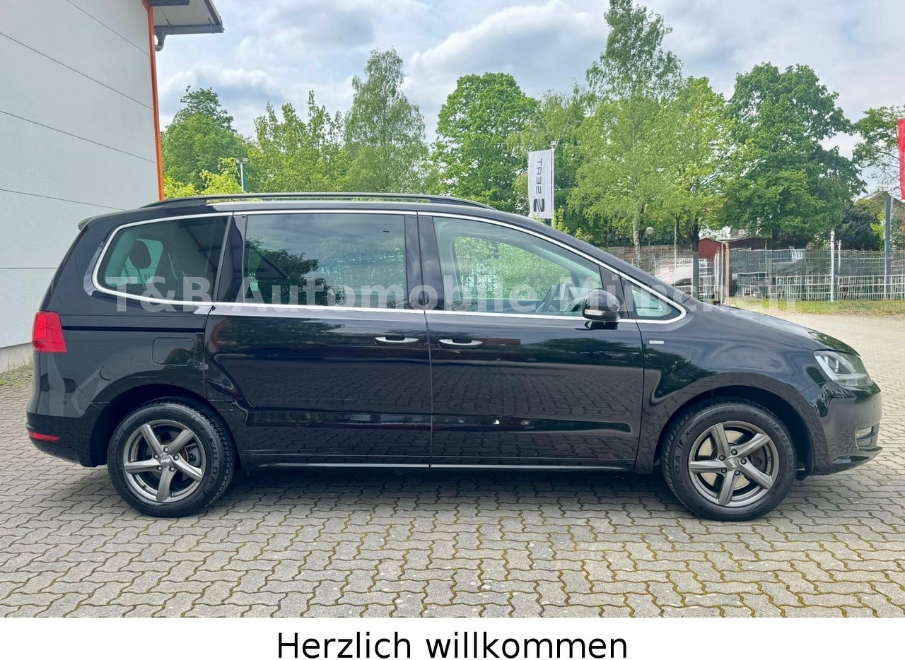 Volkswagen Sharan Match BMT*6-Si*Leder*Navi*Kamera*44.000km - Personentransporter: das Bild 5 Volkswagen Sharan Match BMT*6-Si*Leder*Navi*Kamera*44.000km - Personentransporter: das Bild 5