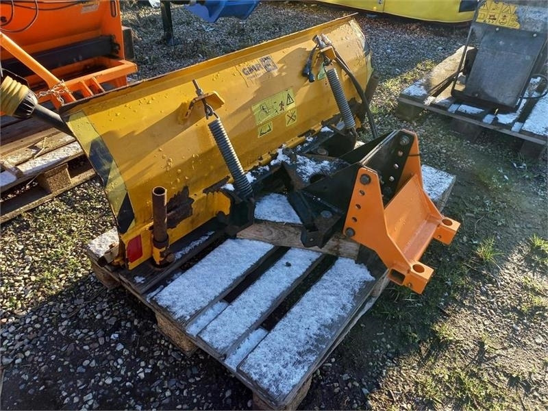 GMR FS1300L Med Stiga Titan ophæng - Schneepflug für Landmaschine: das Bild 5 GMR FS1300L Med Stiga Titan ophæng - Schneepflug für Landmaschine: das Bild 5