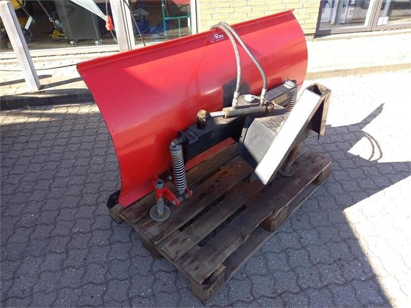 HAF 145 cm - Schneepflug für Landmaschine: das Bild 2 HAF 145 cm - Schneepflug für Landmaschine: das Bild 2