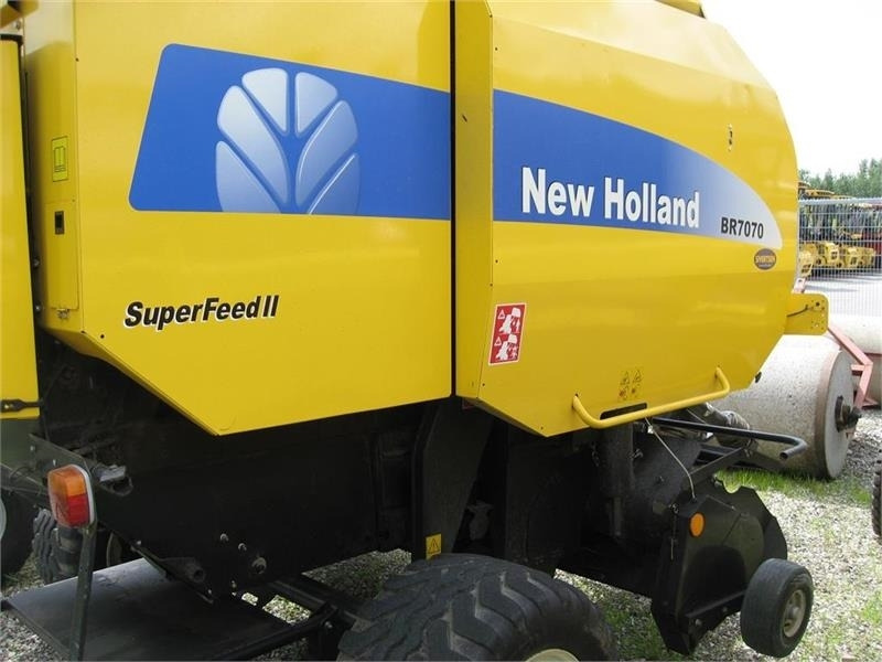 New Holland BR7070 med SUPER FEED - Rundballenpresse: das Bild 3 New Holland BR7070 med SUPER FEED - Rundballenpresse: das Bild 3