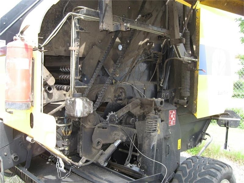 New Holland BR7070 med SUPER FEED - Rundballenpresse: das Bild 5 New Holland BR7070 med SUPER FEED - Rundballenpresse: das Bild 5