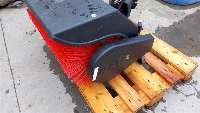 Nibbi 80cm Kost for Mak 4 og 5 - Kommunaltraktor: das Bild 4 Nibbi 80cm Kost for Mak 4 og 5 - Kommunaltraktor: das Bild 4