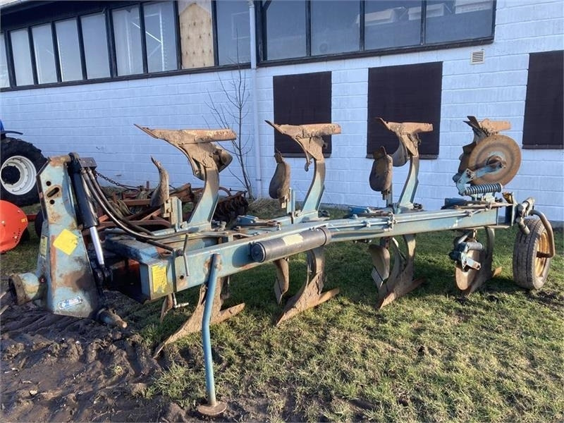 Överum CV 498 H - Pflug: das Bild 4 Överum CV 498 H - Pflug: das Bild 4