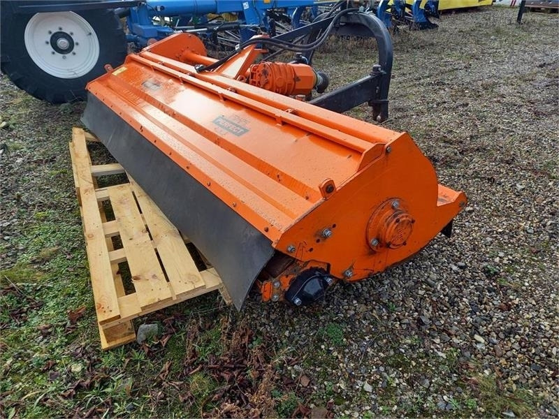 Perfect KT-300 Heavy-Duty. Hy-sideforskydning - Mähwerk: das Bild 4 Perfect KT-300 Heavy-Duty. Hy-sideforskydning - Mähwerk: das Bild 4