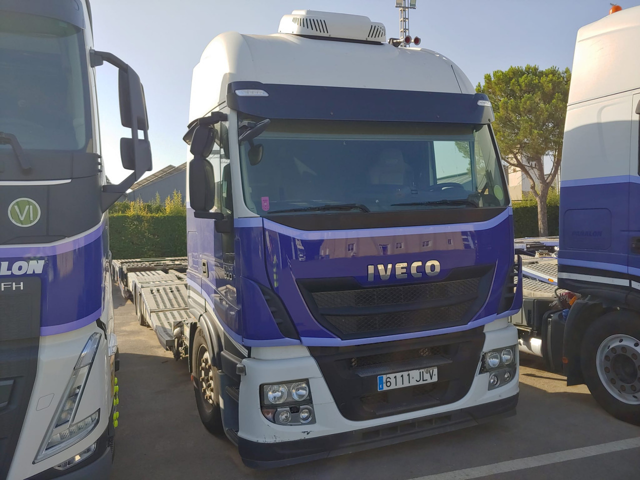 IVECO AS190S50FP - Autotransporter LKW: das Bild 2 IVECO AS190S50FP - Autotransporter LKW: das Bild 2