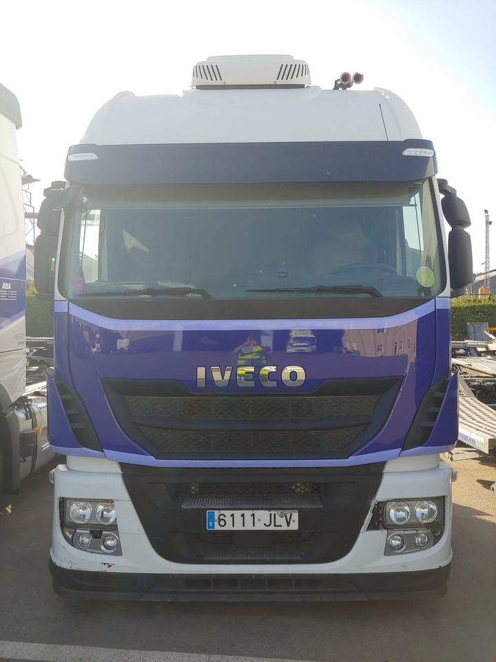 IVECO AS190S50FP - Autotransporter LKW: das Bild 1 IVECO AS190S50FP - Autotransporter LKW: das Bild 1