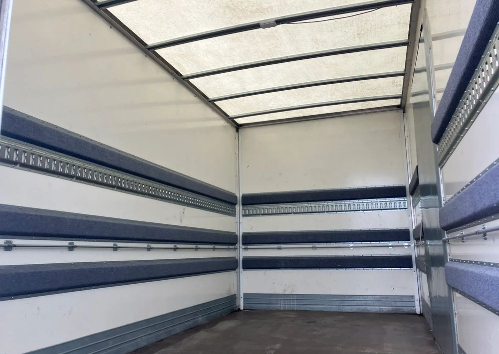 Iveco DAILY 35C16 kontener kurierka 3.0 silnik - Koffer Transporter: das Bild 5 Iveco DAILY 35C16 kontener kurierka 3.0 silnik - Koffer Transporter: das Bild 5