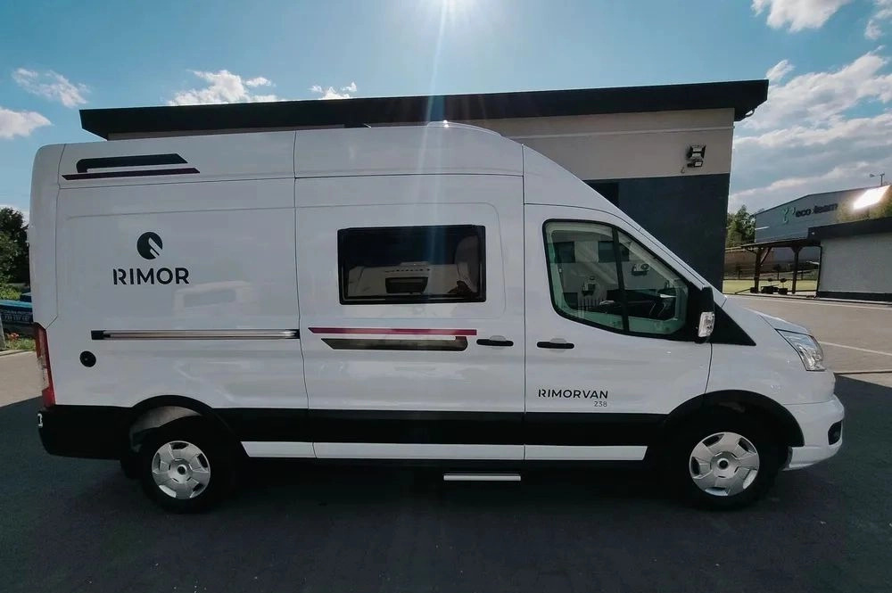 FORD Rimor NEW Ford Van 238 Truma Diesel Roller Shutters Remis AUTOMAT - Leasing FORD Rimor NEW Ford Van 238 Truma Diesel Roller Shutters Remis AUTOMAT: das Bild 20