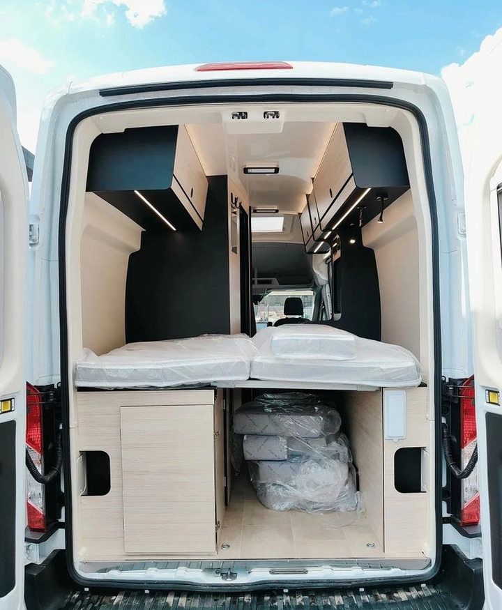 FORD Rimor NEW Ford Van 238 Truma Diesel Roller Shutters Remis AUTOMAT - Leasing FORD Rimor NEW Ford Van 238 Truma Diesel Roller Shutters Remis AUTOMAT: das Bild 17