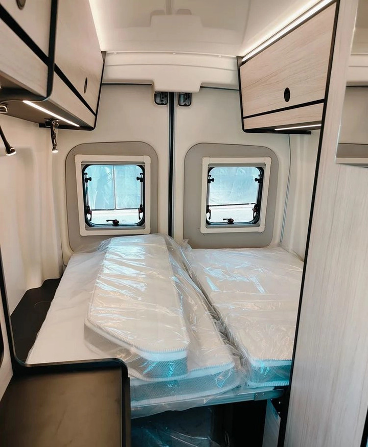 FORD Rimor NEW Ford Van 238 Truma Diesel Roller Shutters Remis AUTOMAT - Leasing FORD Rimor NEW Ford Van 238 Truma Diesel Roller Shutters Remis AUTOMAT: das Bild 8