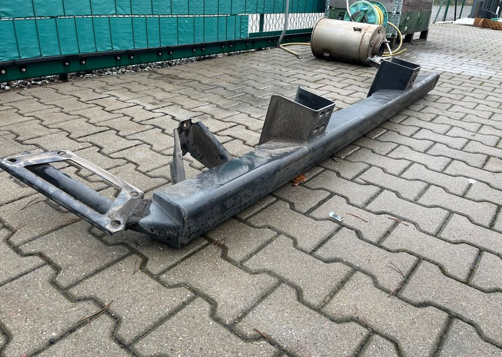 Belka przednia MAN TGL TG3 nowy model zderzak - Karosserie und Außen für LKW: das Bild 3 Belka przednia MAN TGL TG3 nowy model zderzak - Karosserie und Außen für LKW: das Bild 3