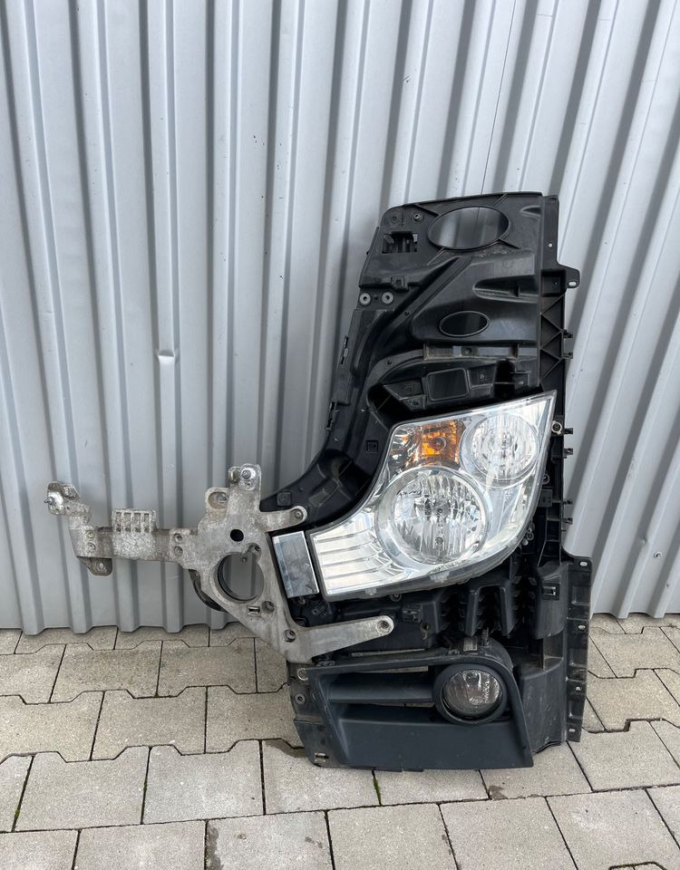 Narożnik zderzaka Mercedes Actros MP4 lampa garnek obudowa halogen - Stoßstangenecke für LKW: das Bild 1 Narożnik zderzaka Mercedes Actros MP4 lampa garnek obudowa halogen - Stoßstangenecke für LKW: das Bild 1