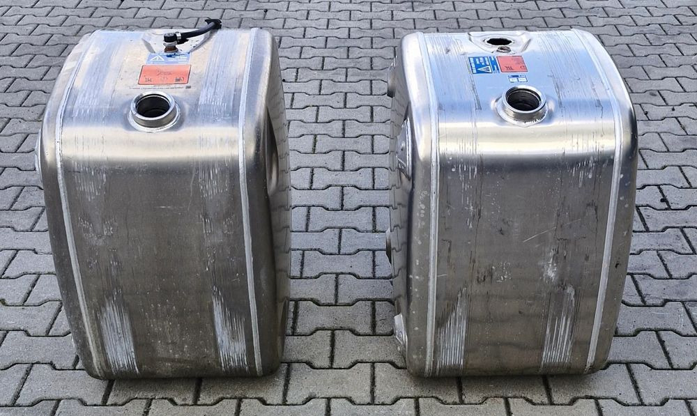SCANIA R S ZBIORNIK PALIWA 200L NOWY - Kraftstofftank für LKW: das Bild 1 SCANIA R S ZBIORNIK PALIWA 200L NOWY - Kraftstofftank für LKW: das Bild 1