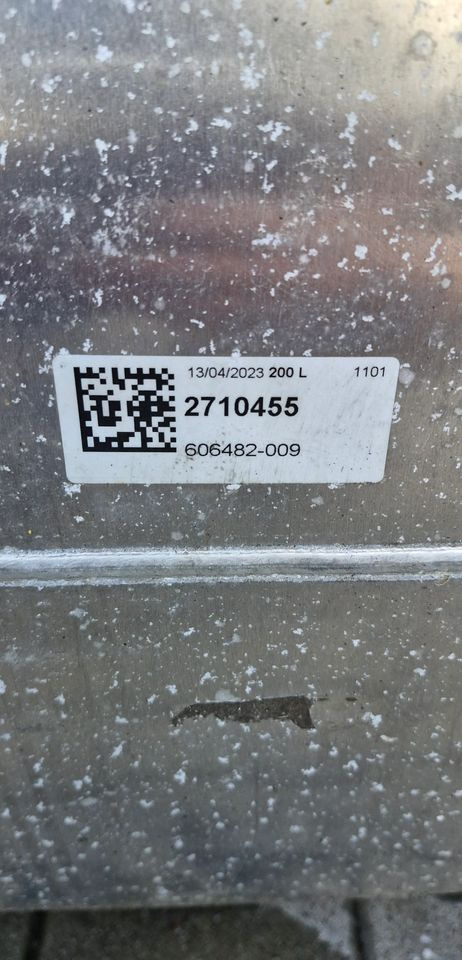 SCANIA R S ZBIORNIK PALIWA 200L NOWY - Kraftstofftank für LKW: das Bild 5 SCANIA R S ZBIORNIK PALIWA 200L NOWY - Kraftstofftank für LKW: das Bild 5