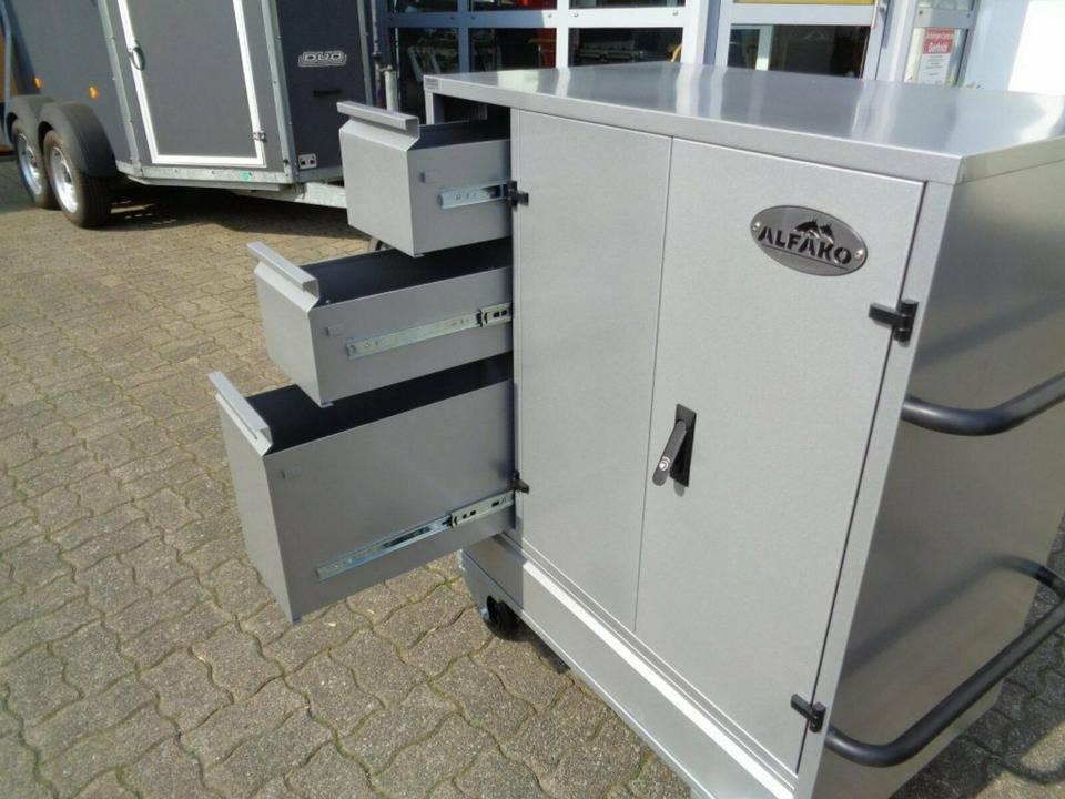 Anhänger Sattelschrank, fahrbar, abschließbar - Werkzeug/ Gerät: das Bild 5 Anhänger Sattelschrank, fahrbar, abschließbar - Werkzeug/ Gerät: das Bild 5