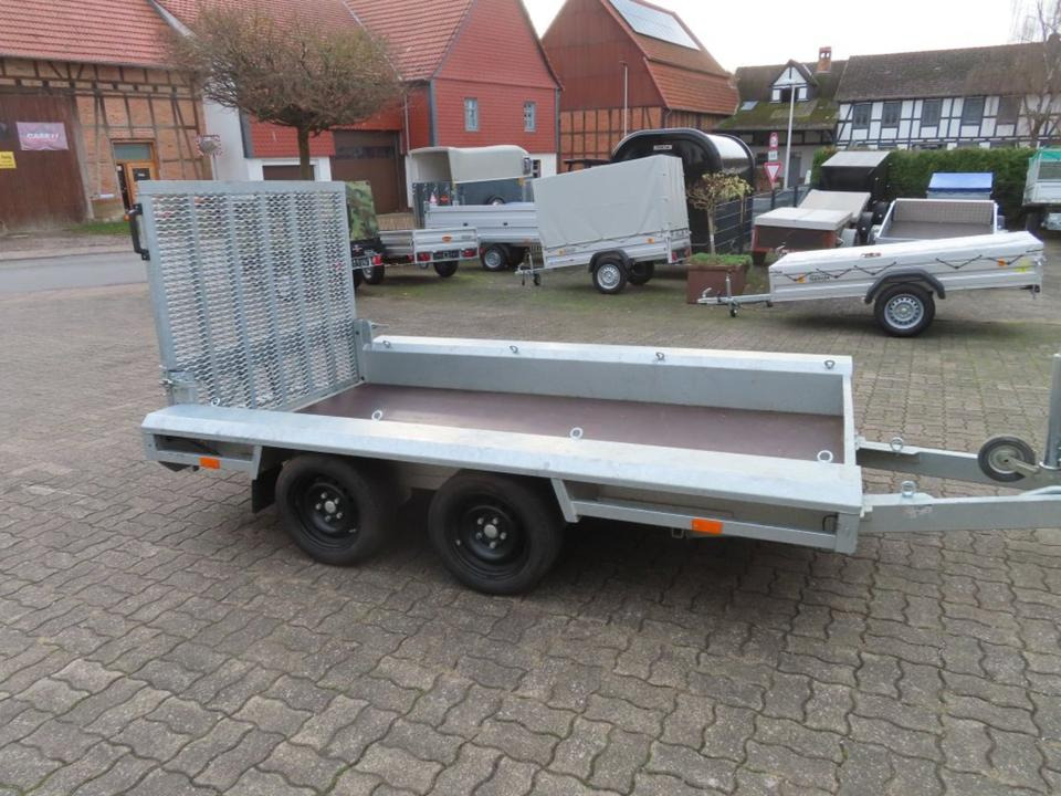 Bau- Maschinentransporte 2,7t Minibagger PKW-Anhänger - Baumaschinenanhänger: das Bild 2 Bau- Maschinentransporte 2,7t Minibagger PKW-Anhänger - Baumaschinenanhänger: das Bild 2