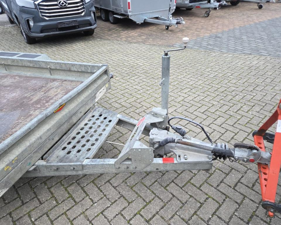 Böckmann Baumaschinentransporter, 3,5 to. Minibagger - Baumaschinenanhänger: das Bild 5 Böckmann Baumaschinentransporter, 3,5 to. Minibagger - Baumaschinenanhänger: das Bild 5
