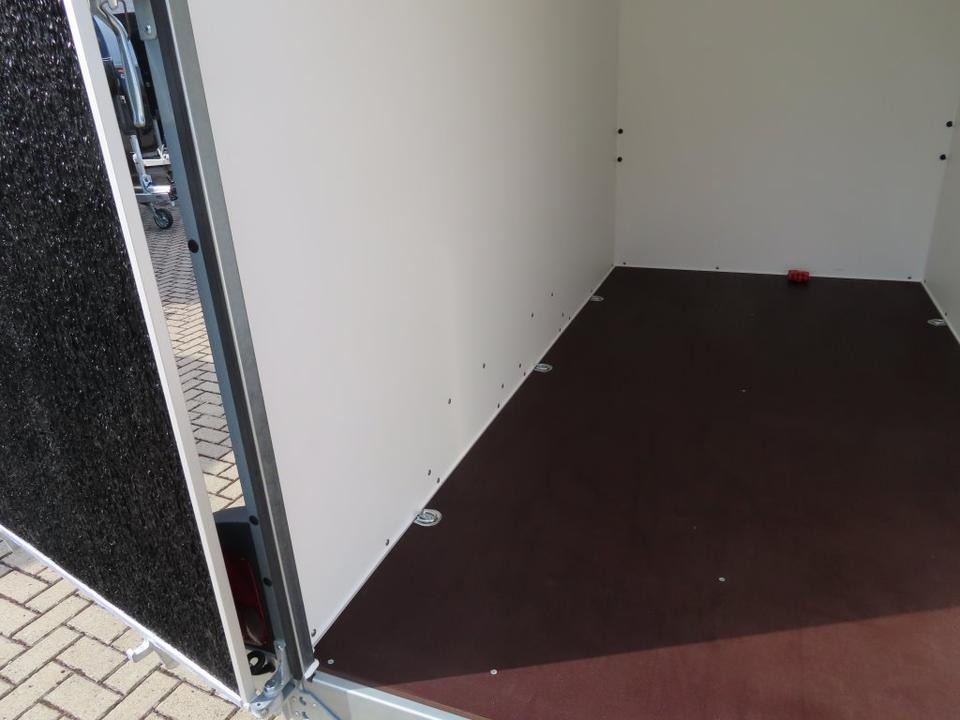 Koffer Anhänger Böckmann PKW-Anhänger,Koffer, Tür-Rampekombination, 2,0 to. 100 k: das Bild 7