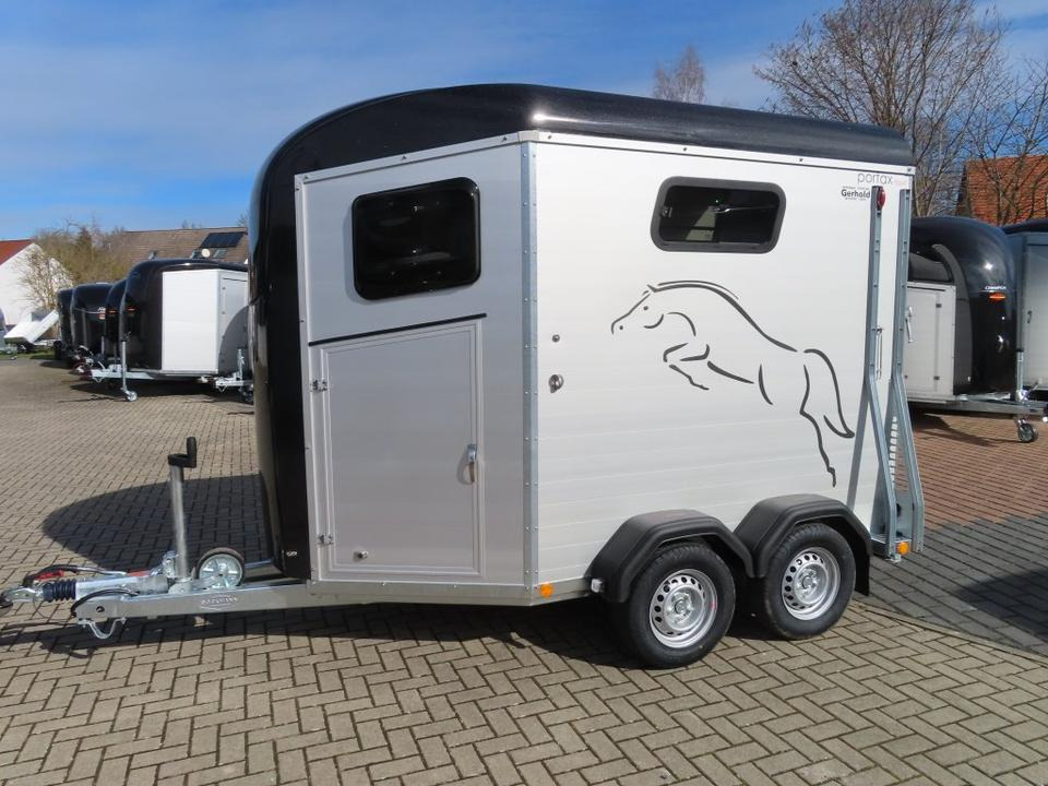 Pferdeanhänger Böckmann Pferdeanhänger, Portax ,Flügeltür, 100 km/h, SaKa.: das Bild 13 Pferdeanhänger Böckmann Pferdeanhänger, Portax ,Flügeltür, 100 km/h, SaKa.: das Bild 13