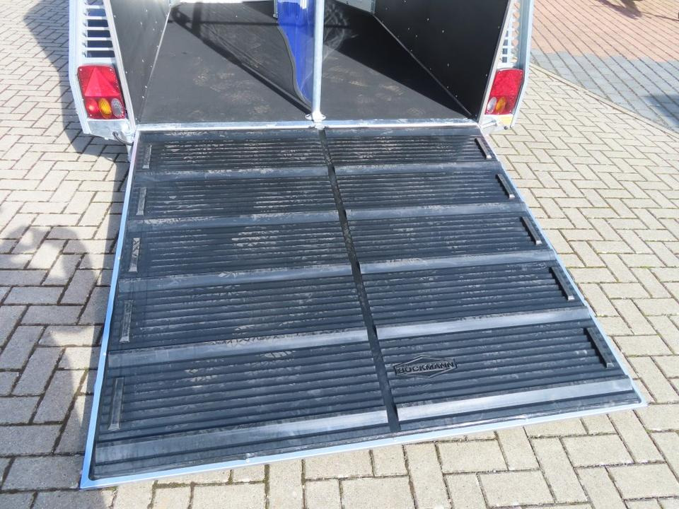 Pferdeanhänger Böckmann Pferdeanhänger, Portax ,Flügeltür, 100 km/h, SaKa.: das Bild 8 Pferdeanhänger Böckmann Pferdeanhänger, Portax ,Flügeltür, 100 km/h, SaKa.: das Bild 8