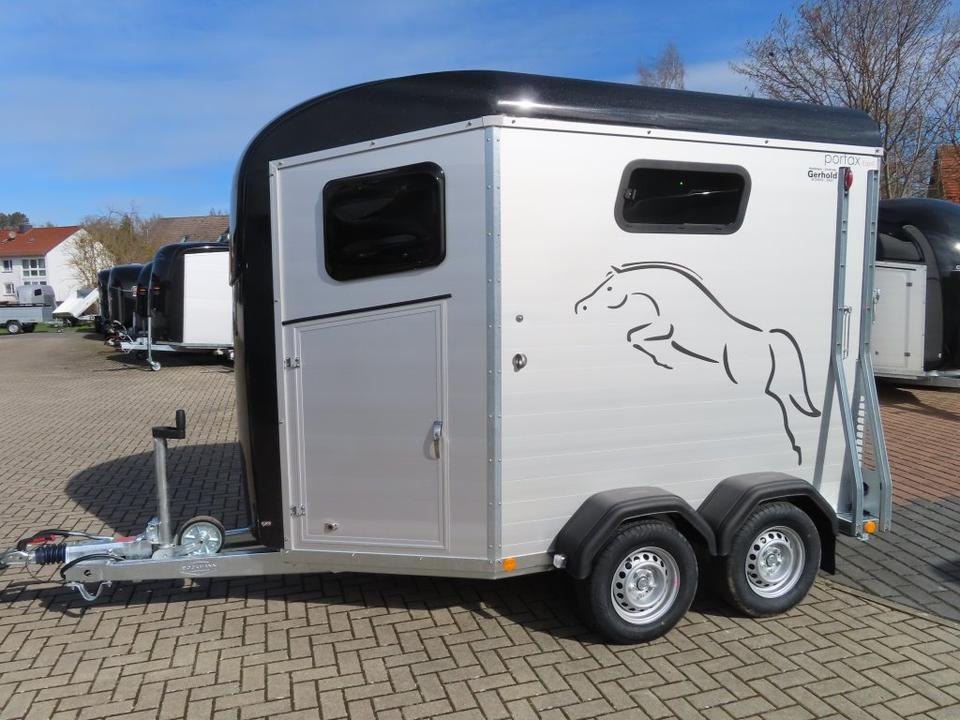 Pferdeanhänger Böckmann Pferdeanhänger, Portax ,Flügeltür, 100 km/h, SaKa.: das Bild 19 Pferdeanhänger Böckmann Pferdeanhänger, Portax ,Flügeltür, 100 km/h, SaKa.: das Bild 19