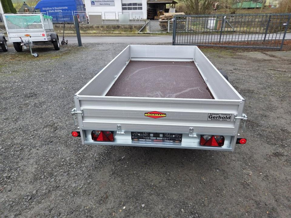 Böckmann TL-AL 3015/15 PKW Anhänger Tieflader 1,5 to. 6x Zurröse - PKW Anhänger: das Bild 3 Böckmann TL-AL 3015/15 PKW Anhänger Tieflader 1,5 to. 6x Zurröse - PKW Anhänger: das Bild 3