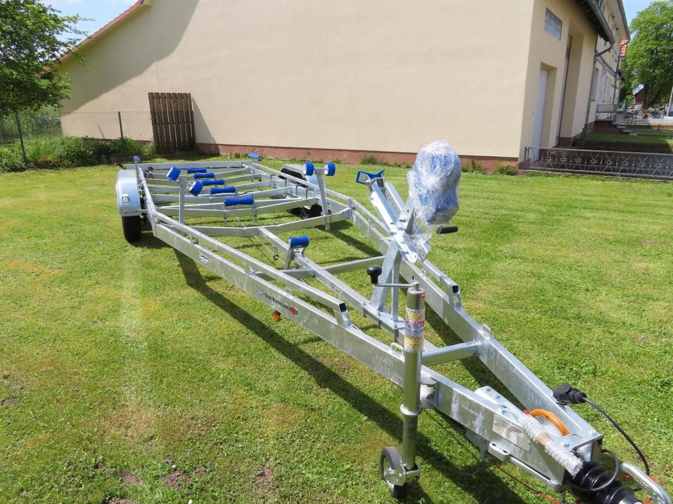 Böckmann TPV, PKW Anhänger, Bootstrailer, 3,5 to. Winde, 100 km/h - Bootstrailer: das Bild 4 Böckmann TPV, PKW Anhänger, Bootstrailer, 3,5 to. Winde, 100 km/h - Bootstrailer: das Bild 4