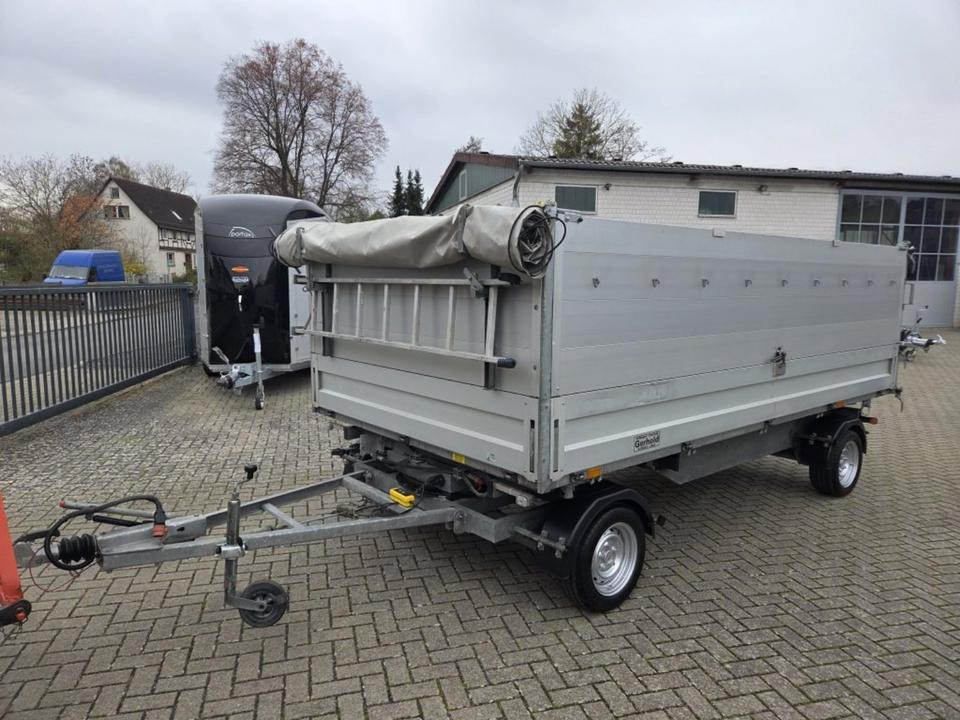 PKW-Anhänger Drehschemel Dreiseitenkipper 3,5t - Kipper Anhänger: das Bild 2 PKW-Anhänger Drehschemel Dreiseitenkipper 3,5t - Kipper Anhänger: das Bild 2