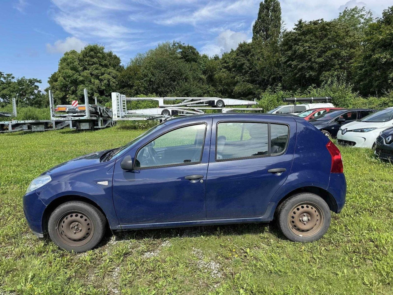 Dacia Sandero 1.4 +ZAHNRIEMEN GERISSEN+ - PKW: das Bild 2 Dacia Sandero 1.4 +ZAHNRIEMEN GERISSEN+ - PKW: das Bild 2