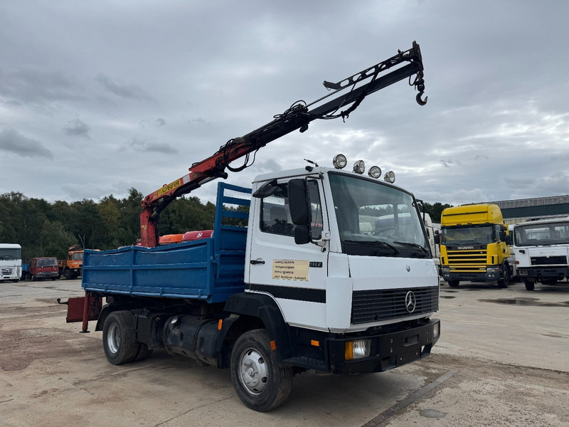 Mercedes-Benz SK 917 (STEEL SUSPENSION / PARLFINGER CRANE / AUXILIARY / 6 CYLINDER WITH MANUAL PUMP) - Kipper, Autokran: das Bild 3 Mercedes-Benz SK 917 (STEEL SUSPENSION / PARLFINGER CRANE / AUXILIARY / 6 CYLINDER WITH MANUAL PUMP) - Kipper, Autokran: das Bild 3